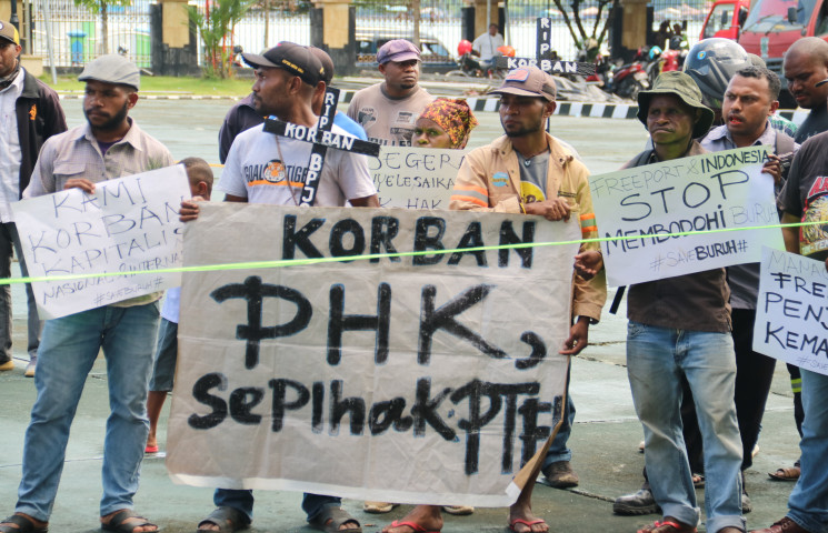 Moker Eks Karyawan Freeport Minta Gubernur Peduli Nasib Mereka
